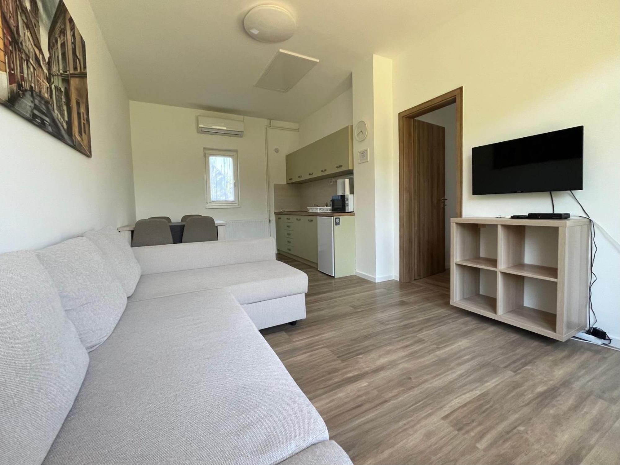 Petita Garden Apartment *